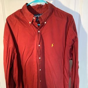 Men’s long sleeve casual shirt.